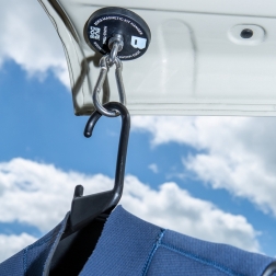 Bulldog Hang Time Magnetic Kit Hanger