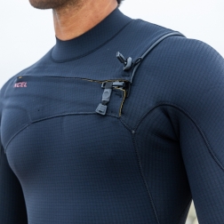  Xcel 5/4mm Infiniti Wetsuit